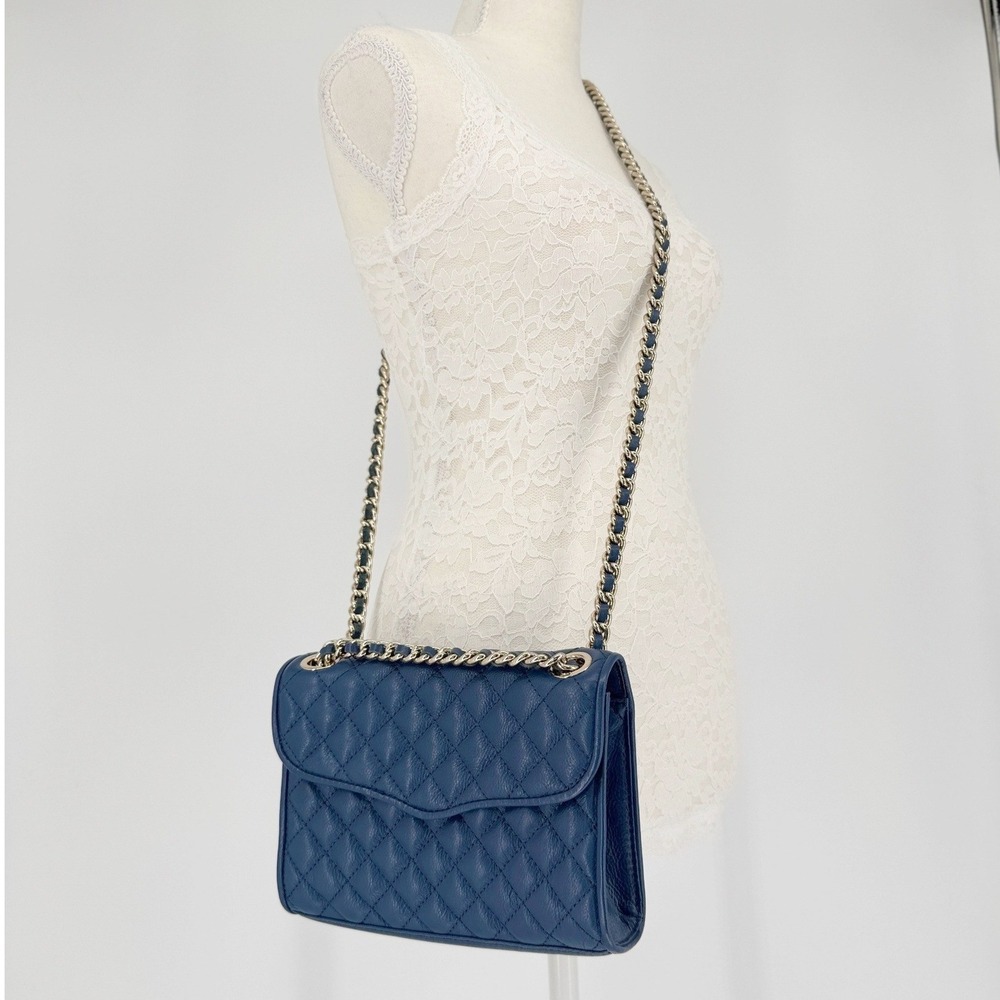 Rebecca Minkoff Blue Quilted Leather Shoulder Bag Chain Strap Magnetic Closure - Picture 5 of 16
